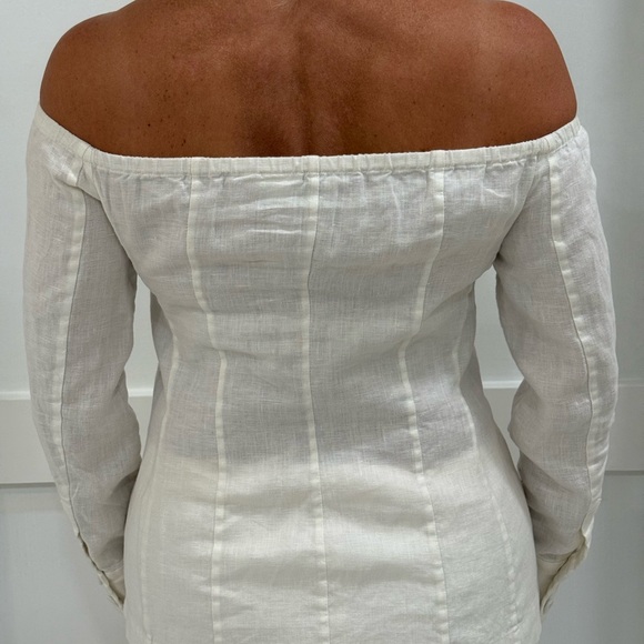 Linen Worth Off-Shoulder white Blouse - Picture 2 of 3